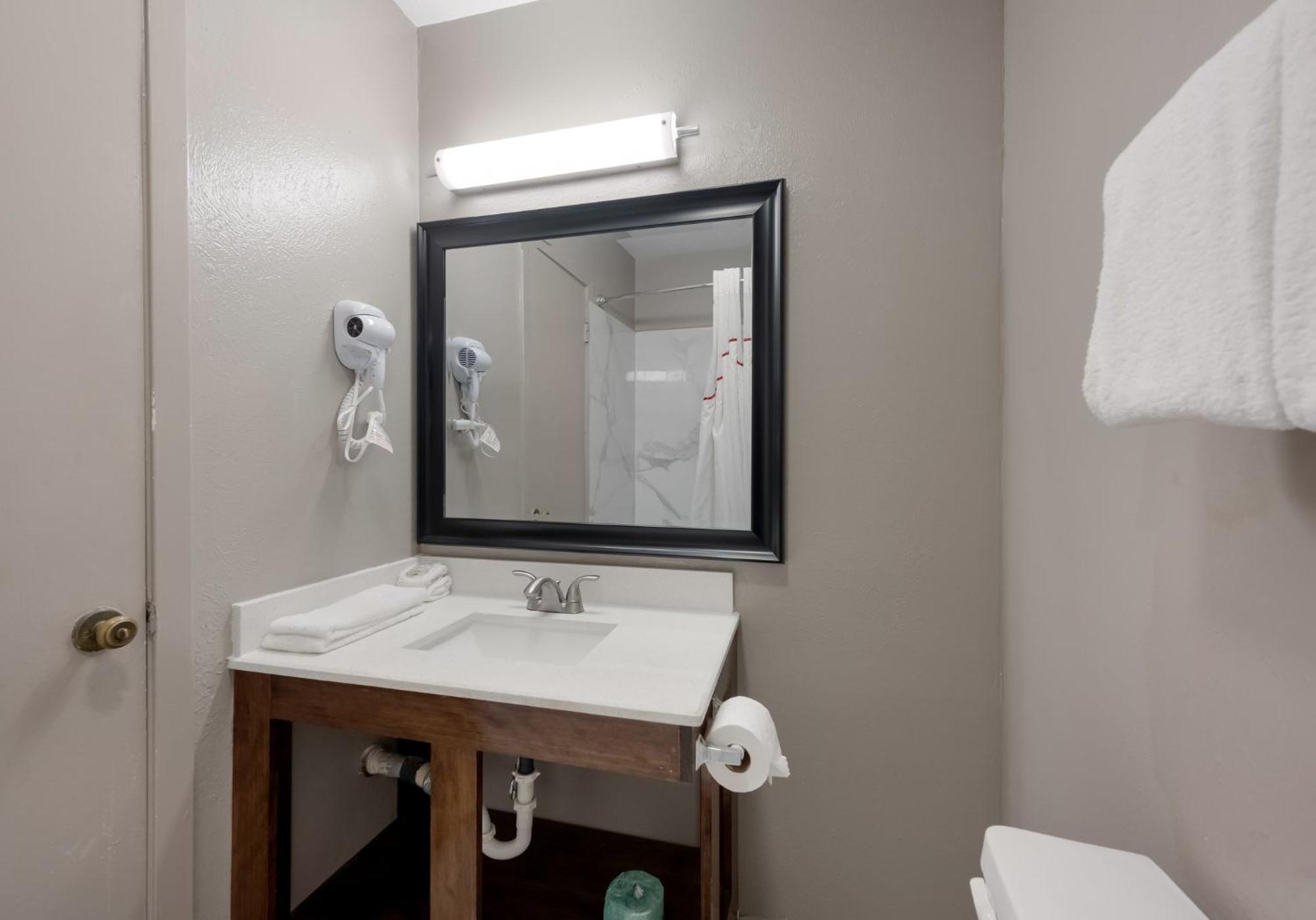 Red Roof Inn Madisonville Zewnętrze zdjęcie